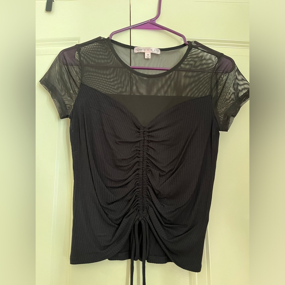 black short sleeve top, size M
